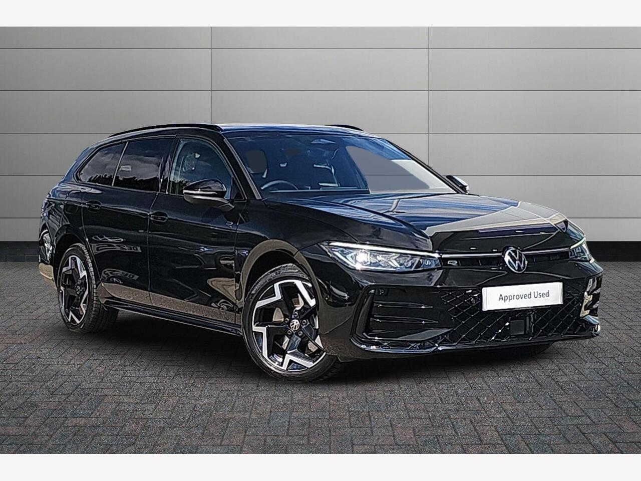 Main listing image - Volkswagen Passat Estate