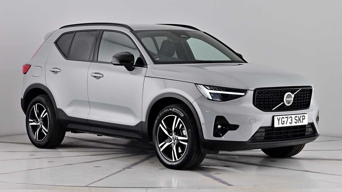 Main listing image - Volvo XC40