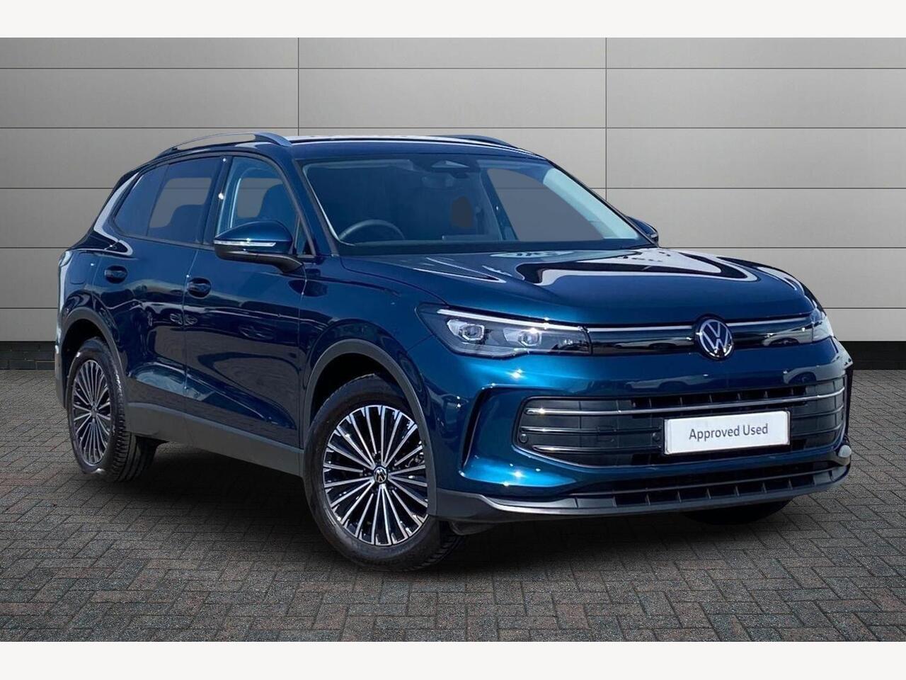 Main listing image - Volkswagen Tiguan
