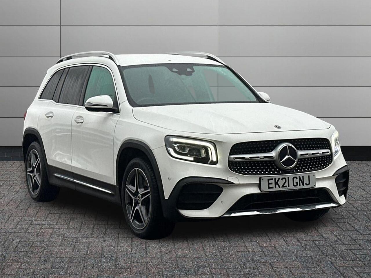 Main listing image - Mercedes-Benz GLB