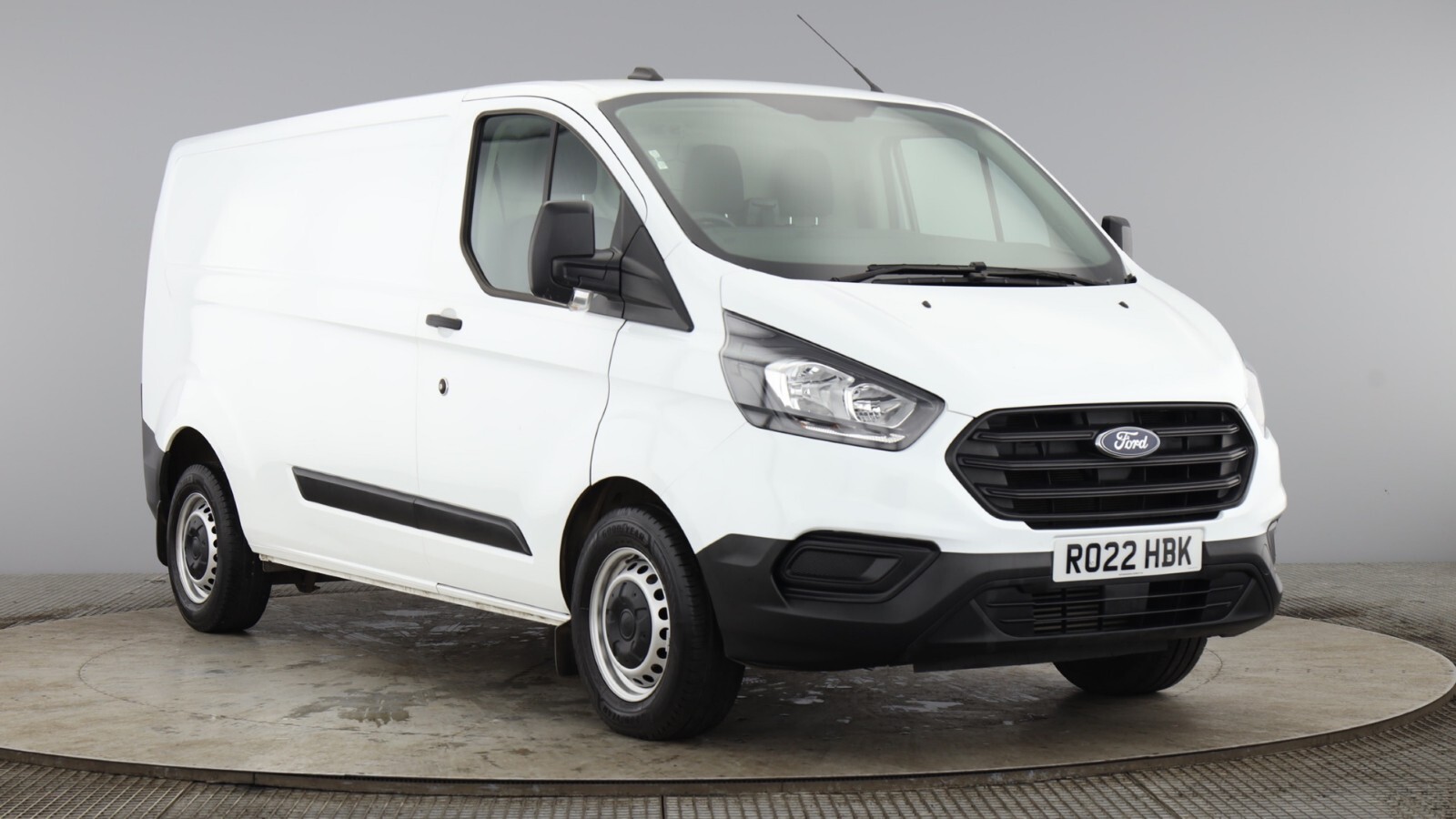 Main listing image - Ford Transit Custom