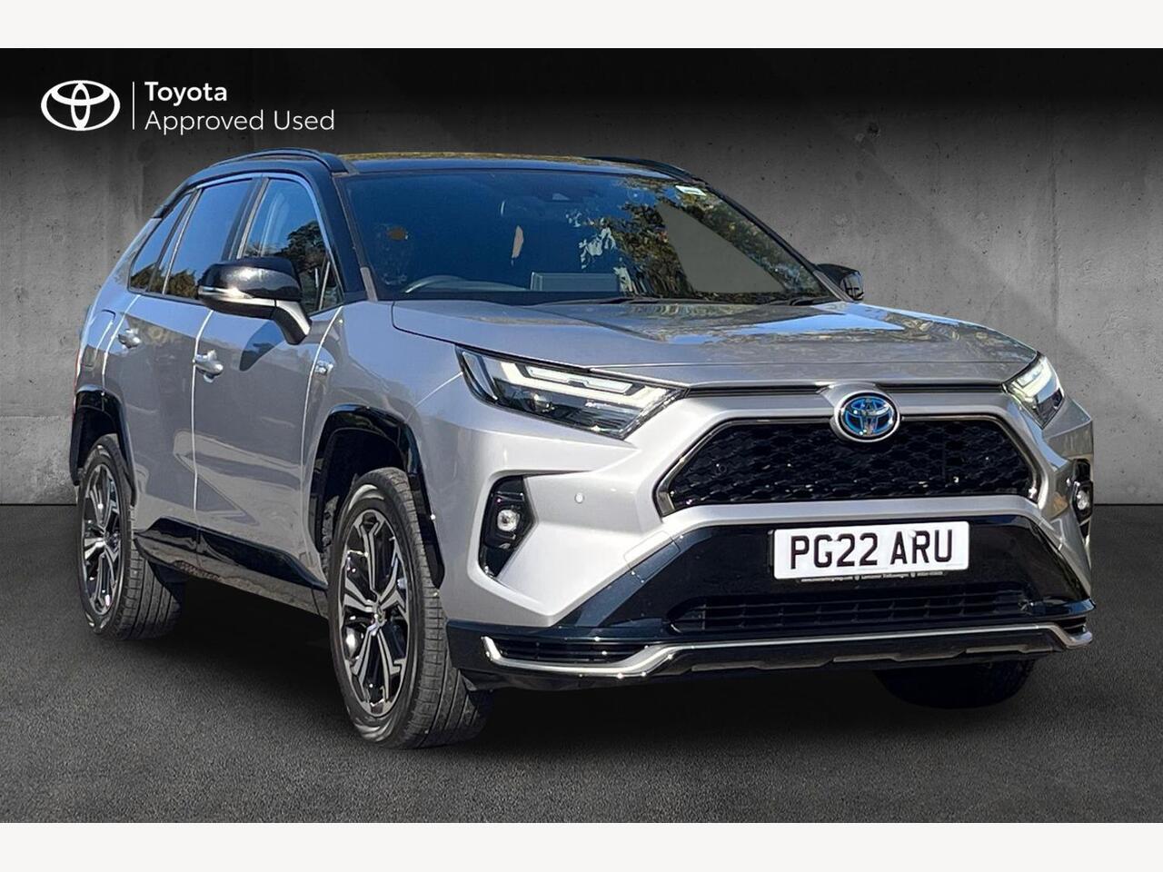 Main listing image - Toyota RAV4