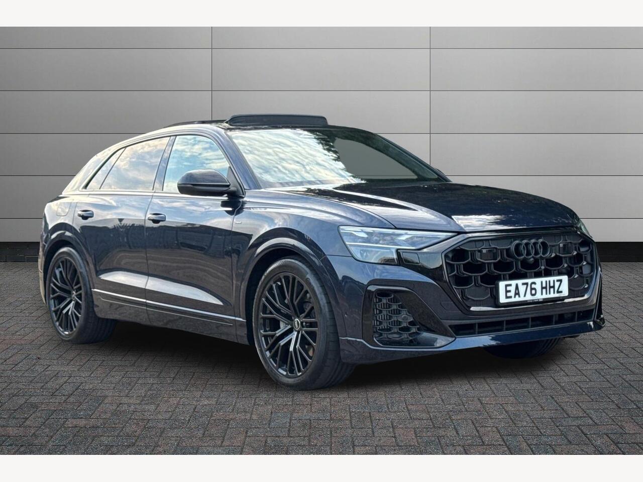 Main listing image - Audi Q8