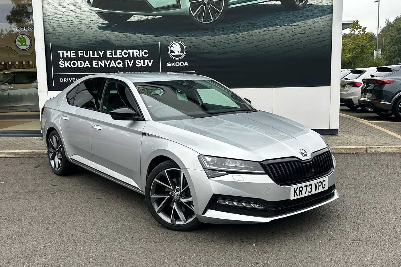 Main listing image - Skoda Superb