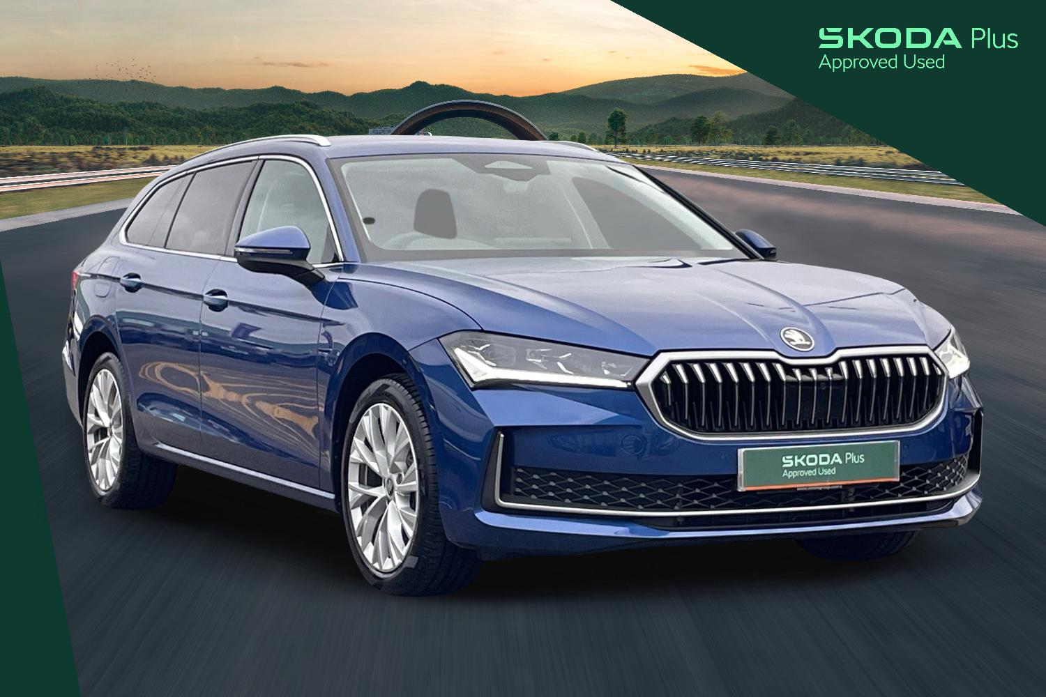 Main listing image - Skoda Superb Estate