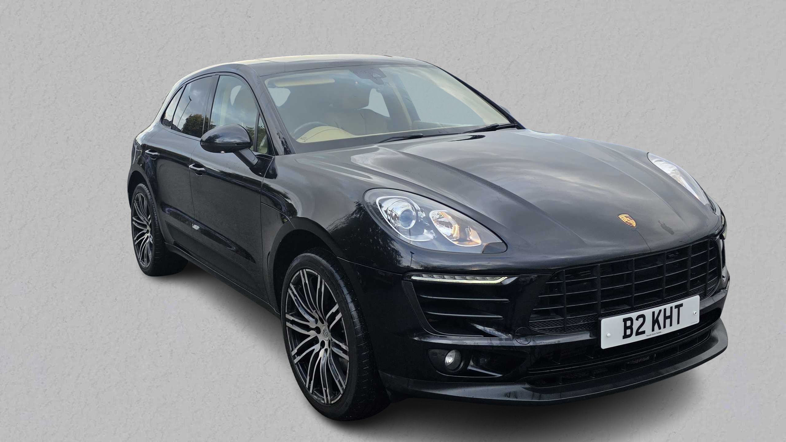 Main listing image - Porsche Macan