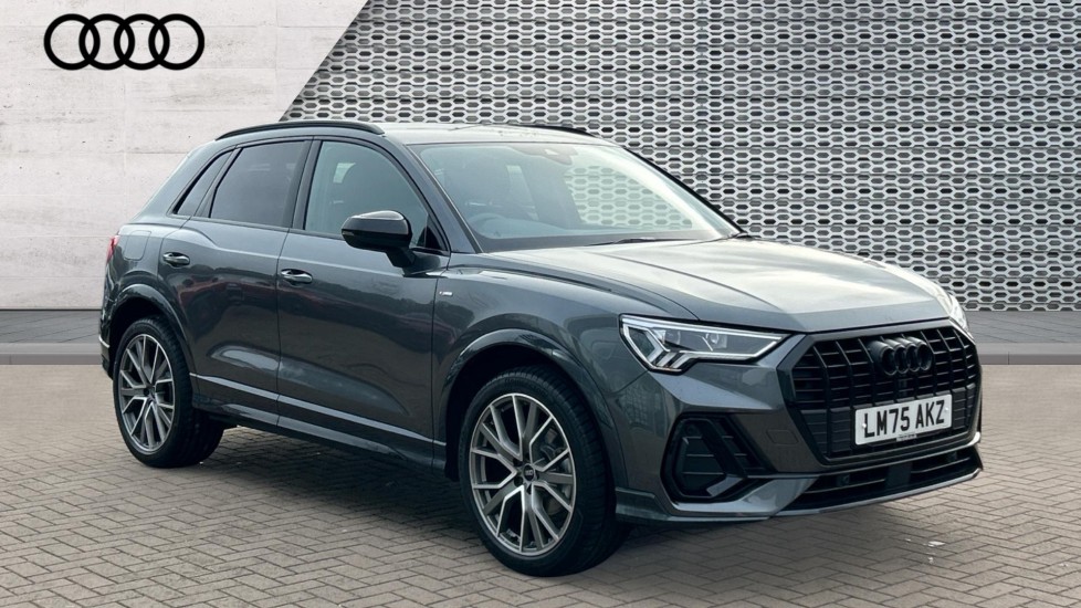 Main listing image - Audi Q3