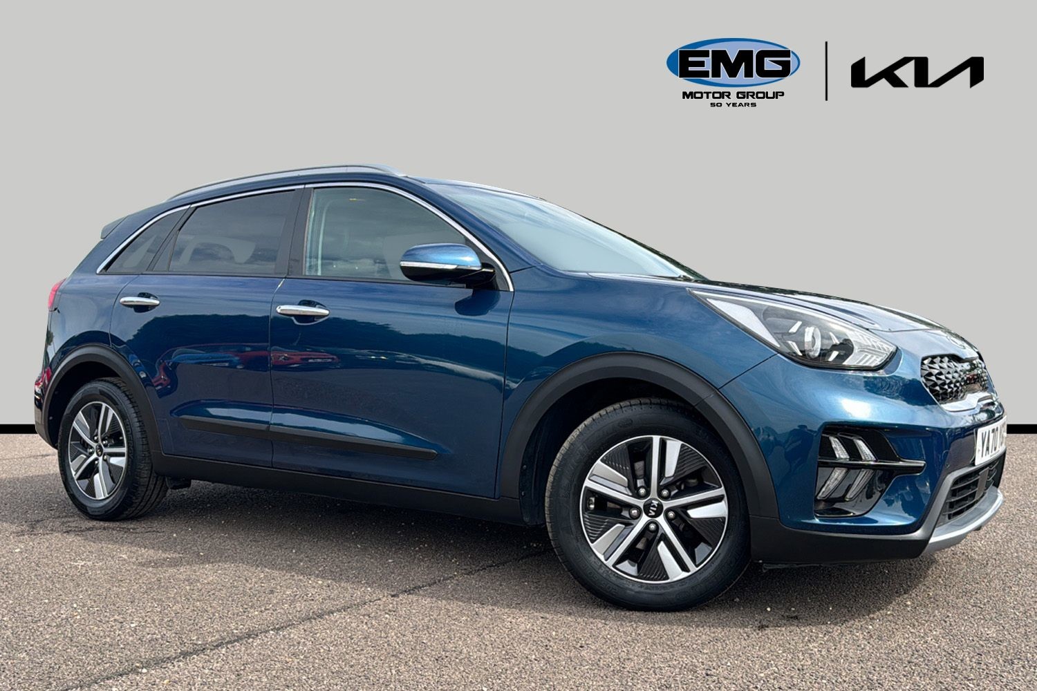 Main listing image - Kia Niro