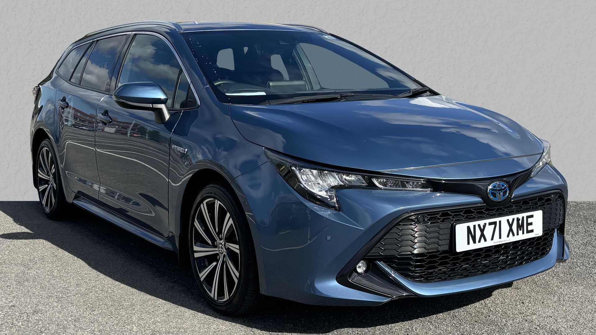 Main listing image - Toyota Corolla Touring Sport