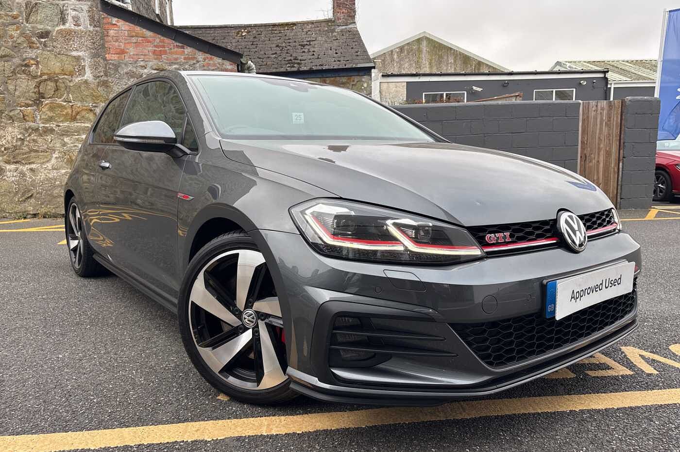 Main listing image - Volkswagen Golf GTI