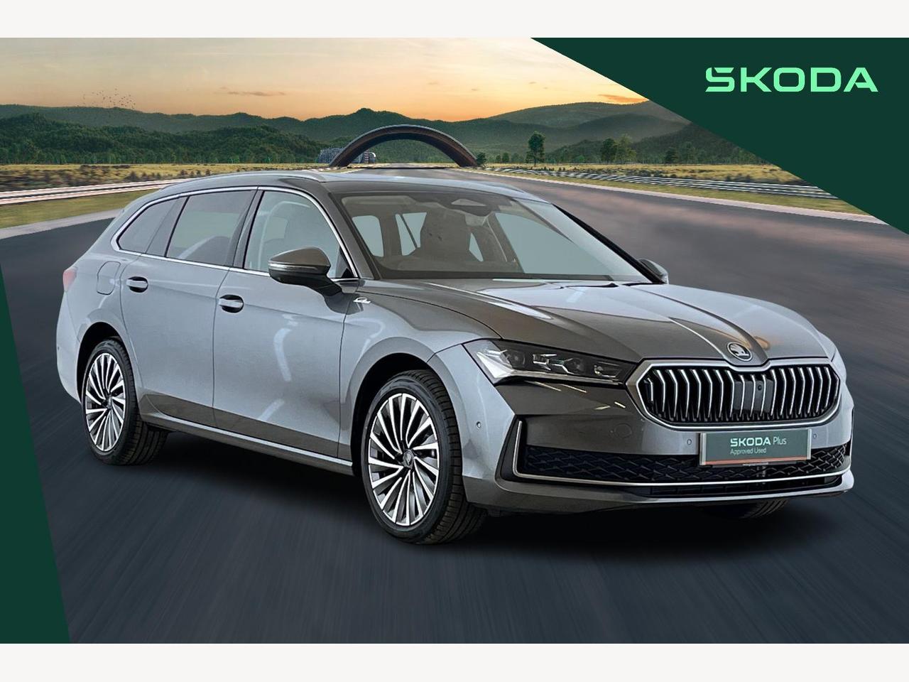 Main listing image - Skoda Superb Estate