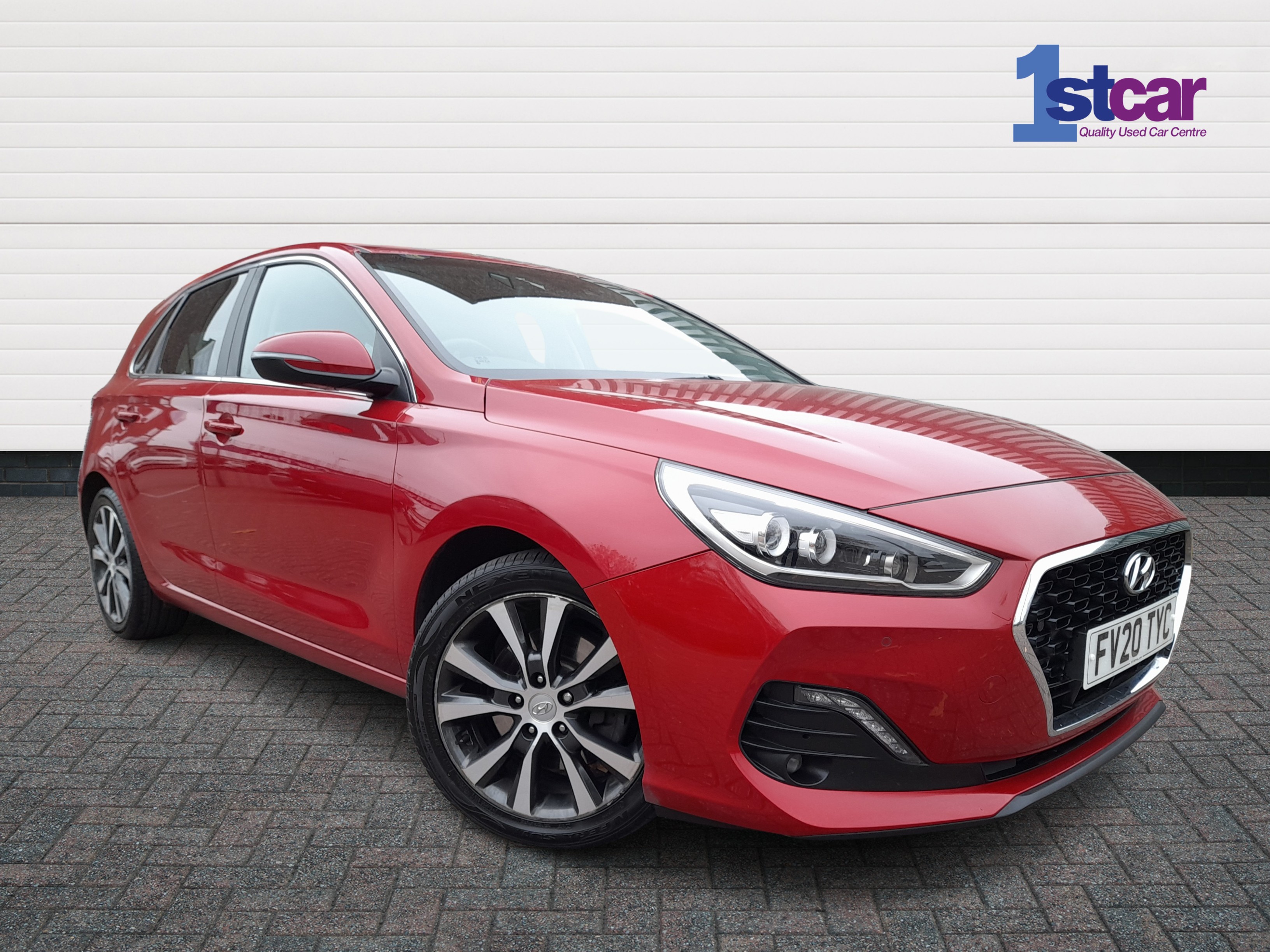 Main listing image - Hyundai i30