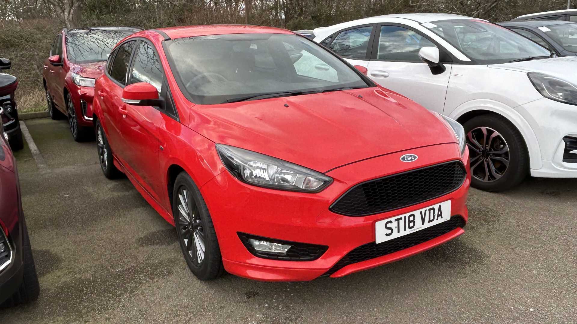 Main listing image - Ford Focus