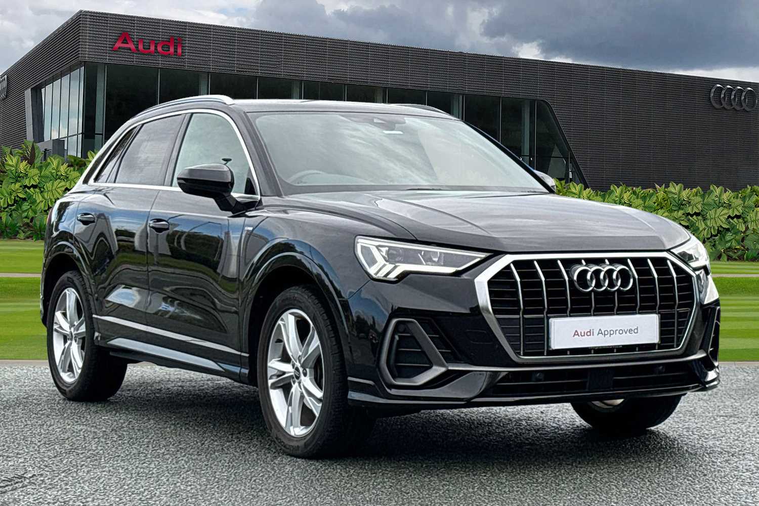 Main listing image - Audi Q3