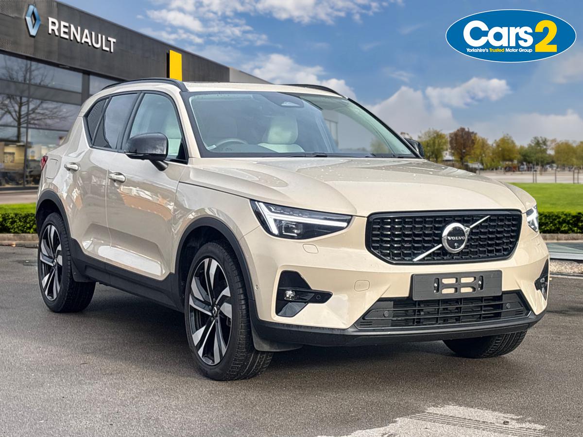 Main listing image - Volvo XC40