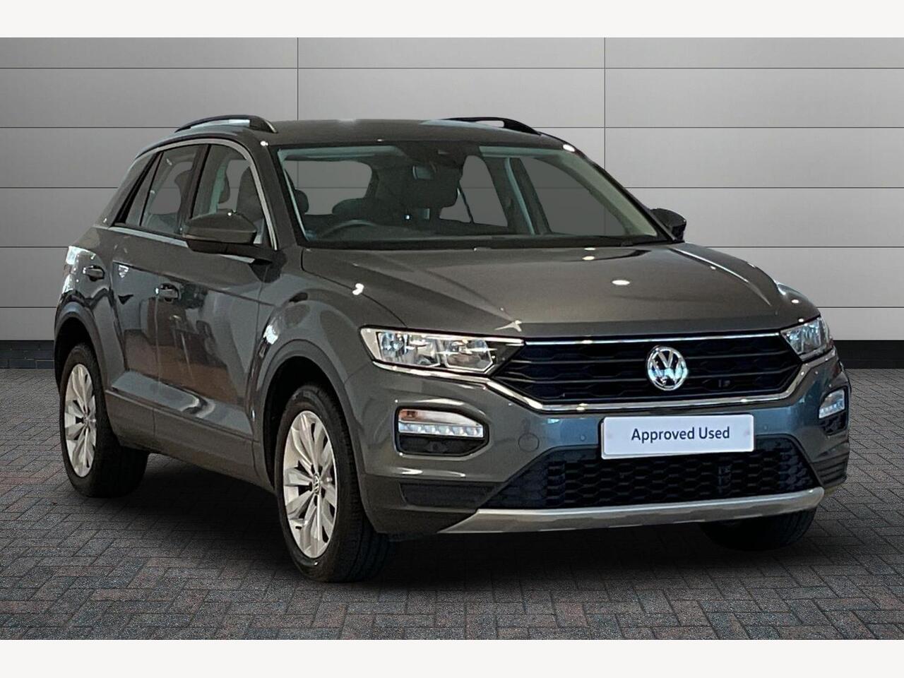 Main listing image - Volkswagen T-Roc