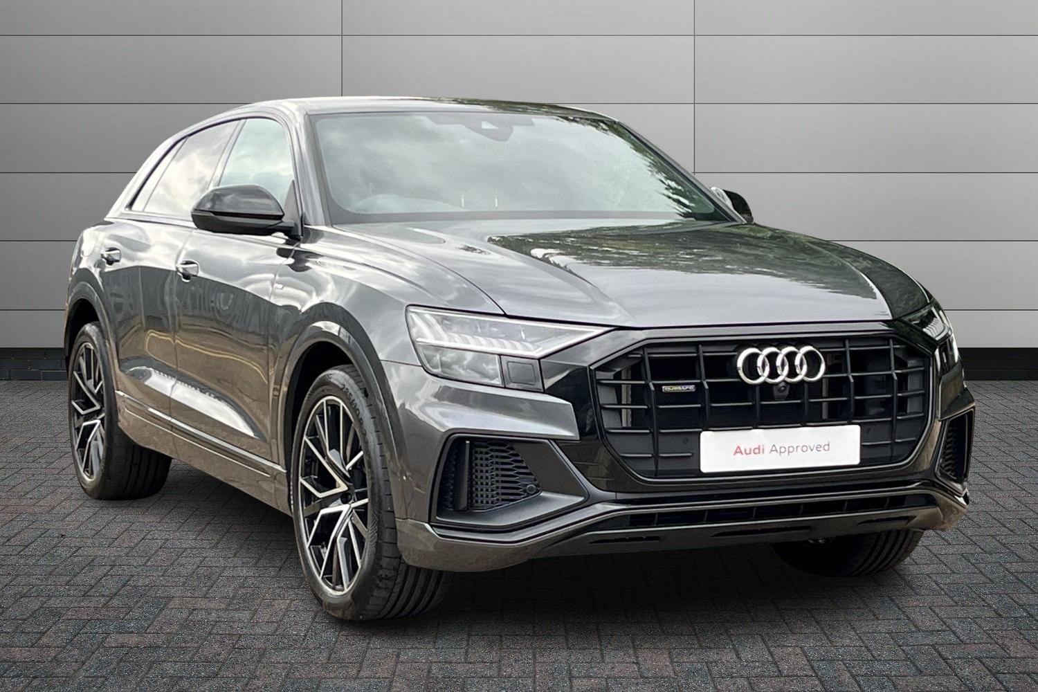 Main listing image - Audi Q8