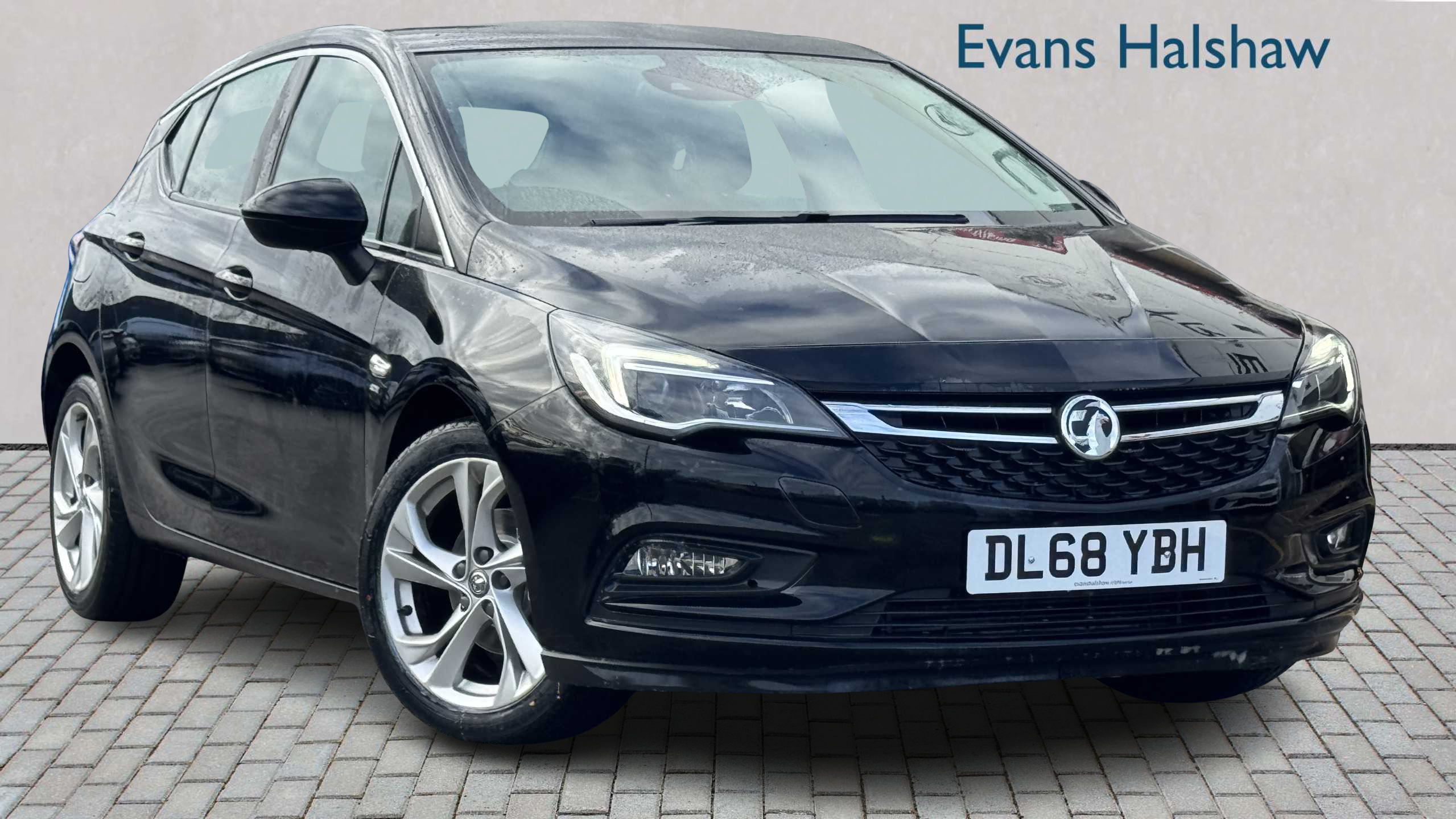 Main listing image - Vauxhall Astra