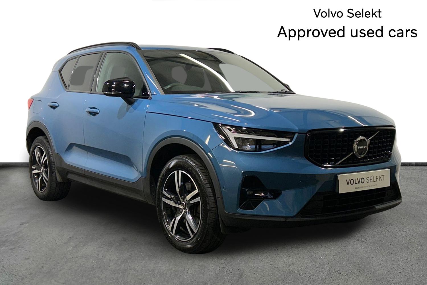 Main listing image - Volvo XC40