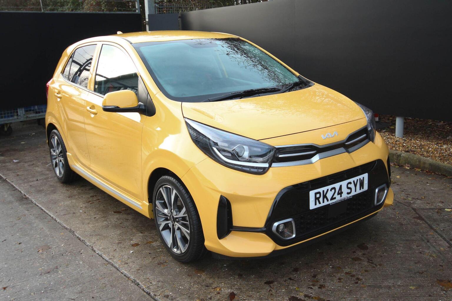 Main listing image - Kia Picanto