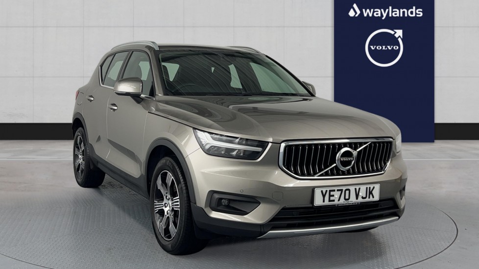 Main listing image - Volvo XC40