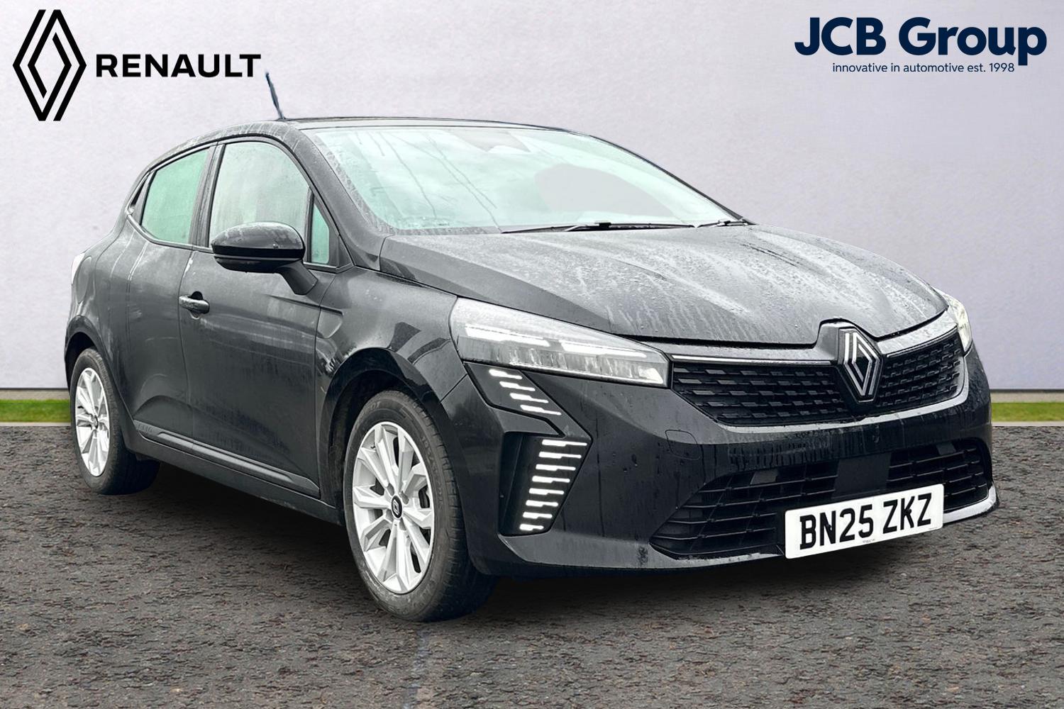 Main listing image - Renault Clio