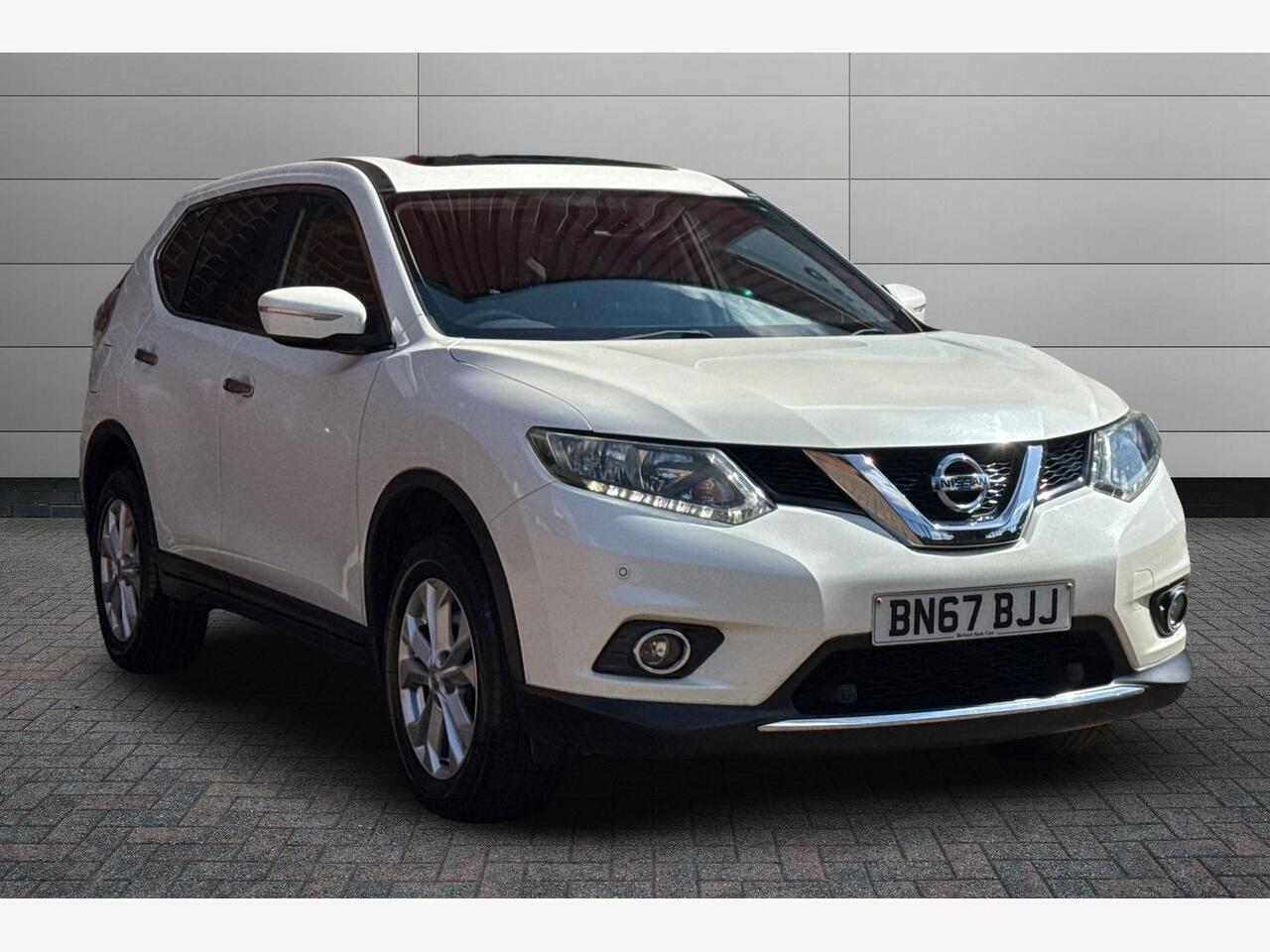Main listing image - Nissan X-Trail
