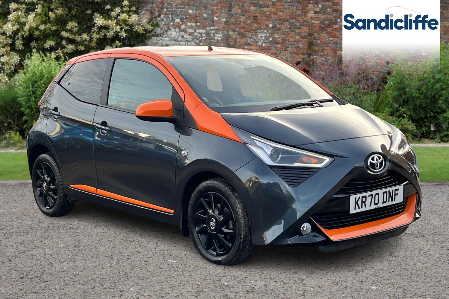 Main listing image - Toyota Aygo