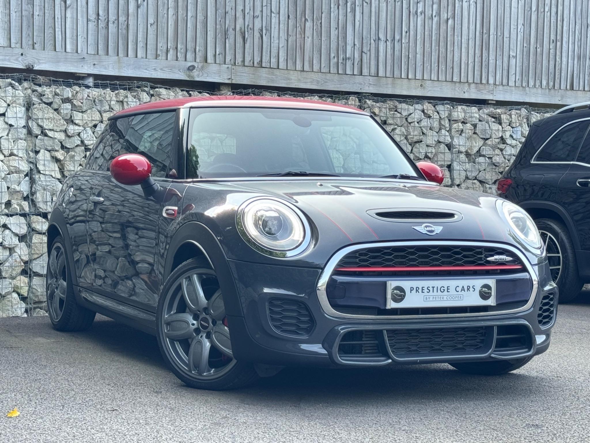 Main listing image - MINI Hatchback