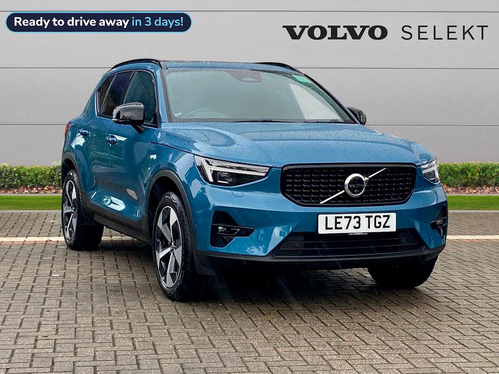 Main listing image - Volvo XC40