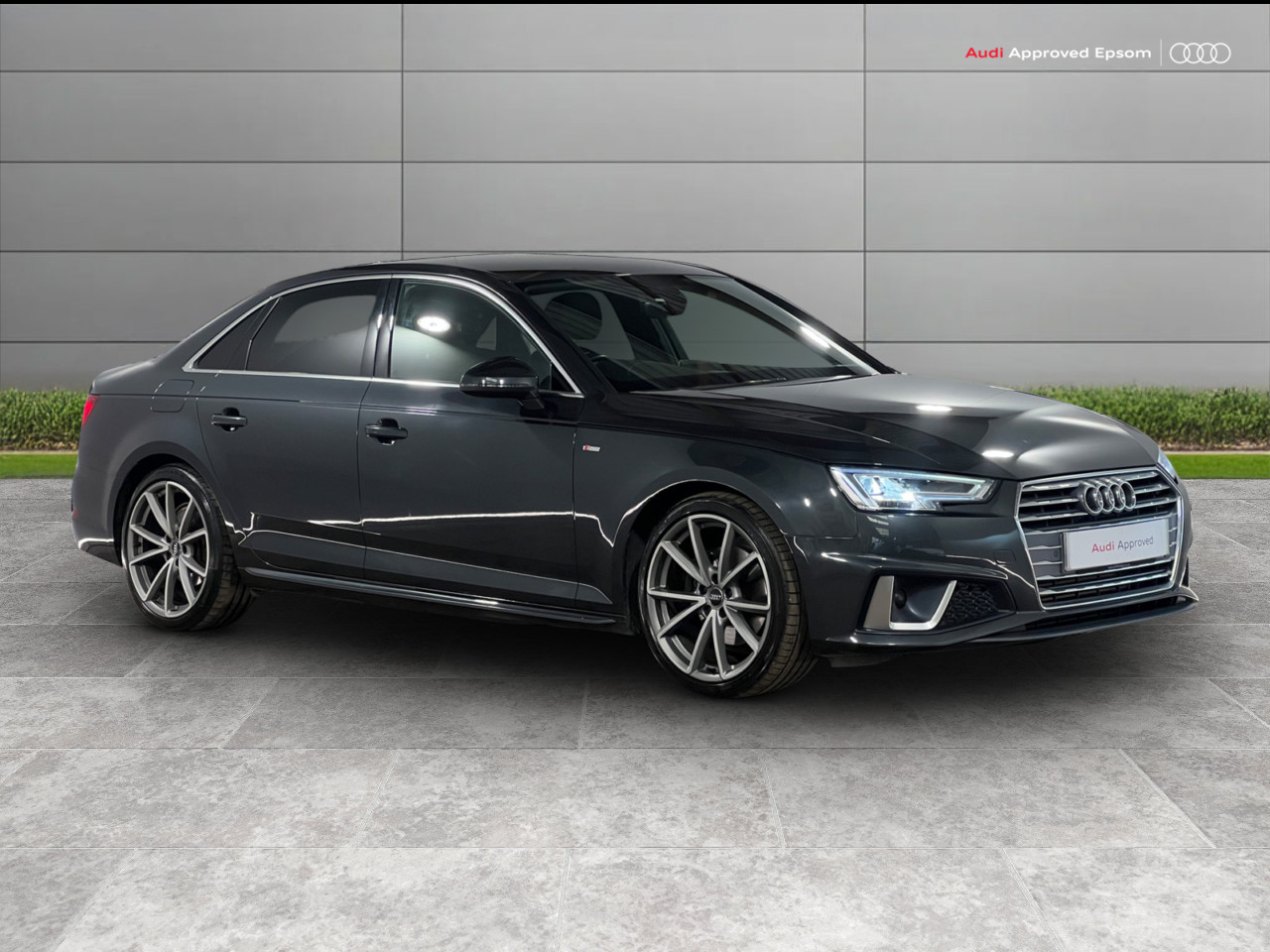 Main listing image - Audi A4