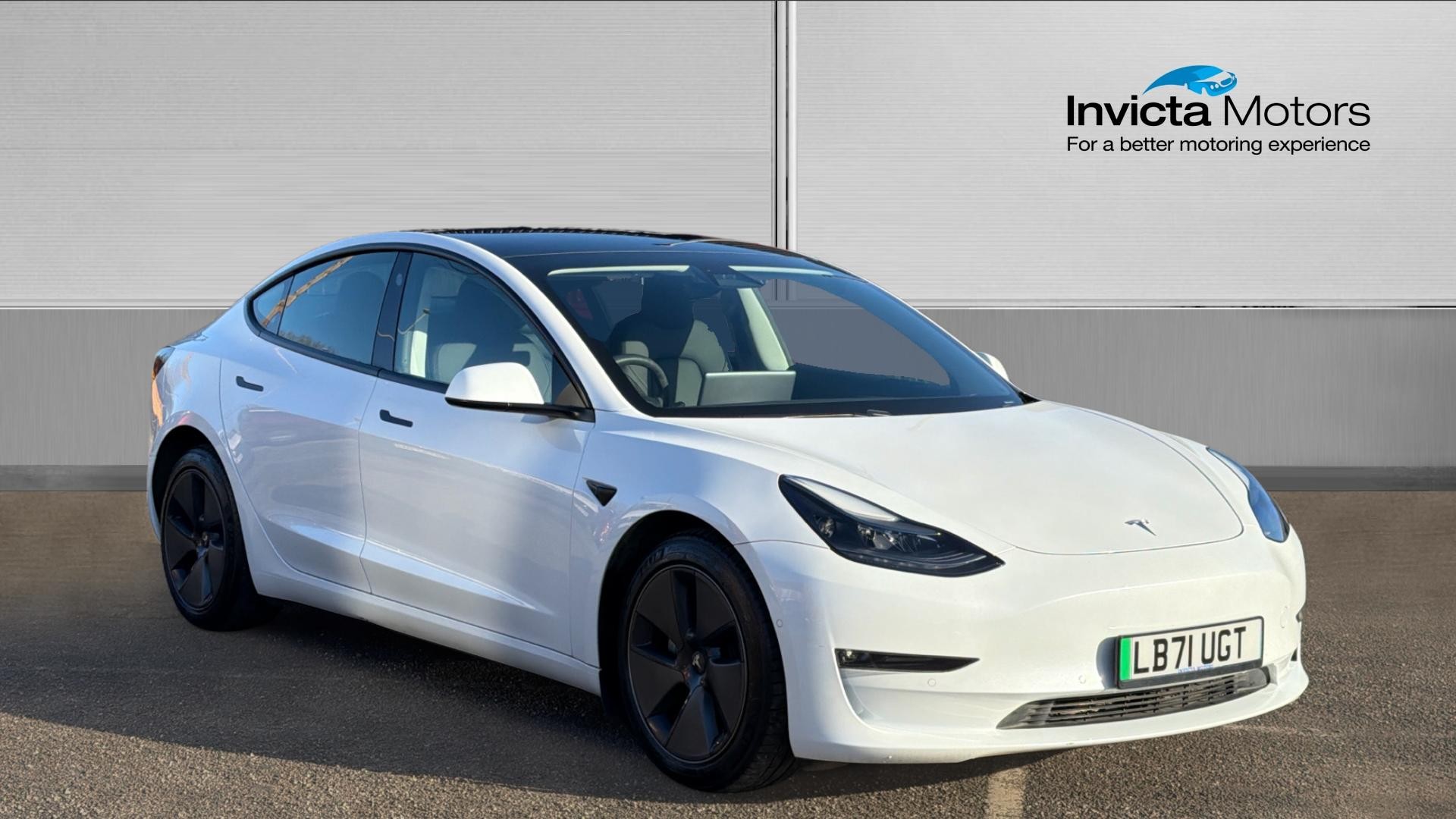 Main listing image - Tesla Model 3