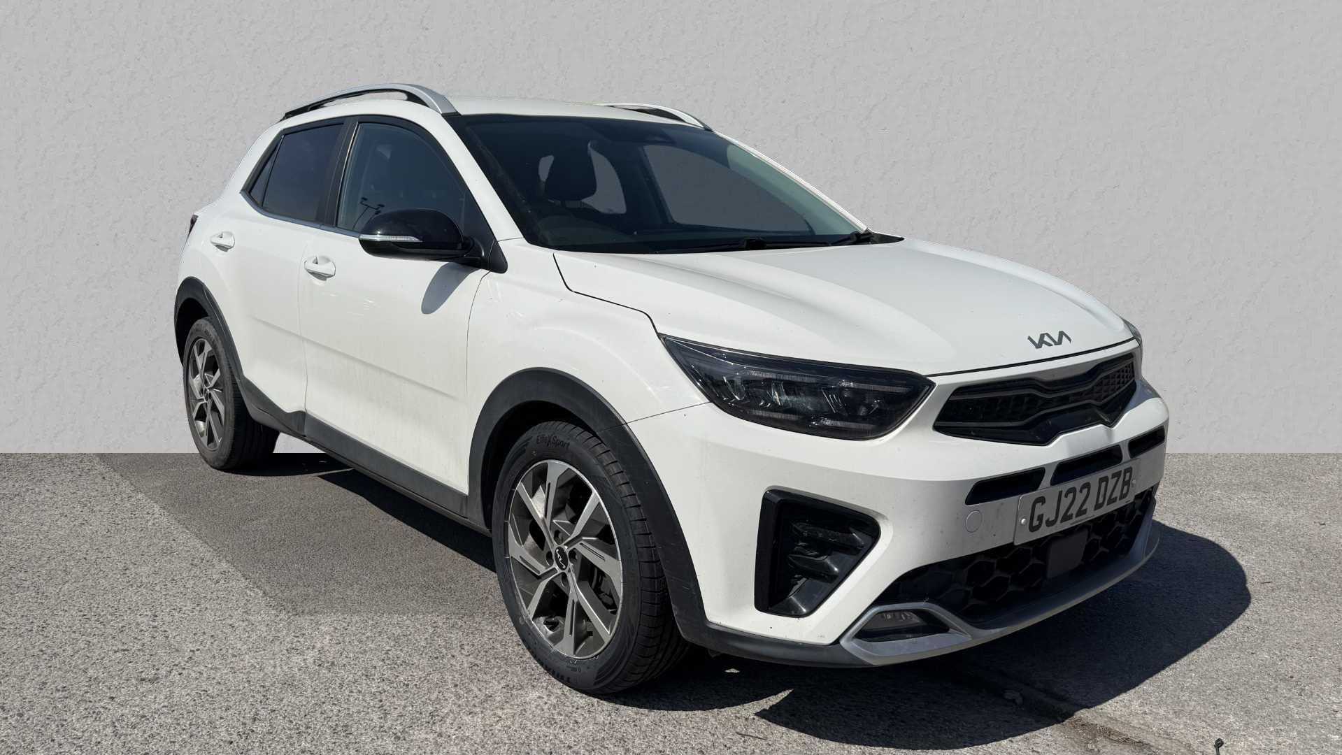 Main listing image - Kia Stonic