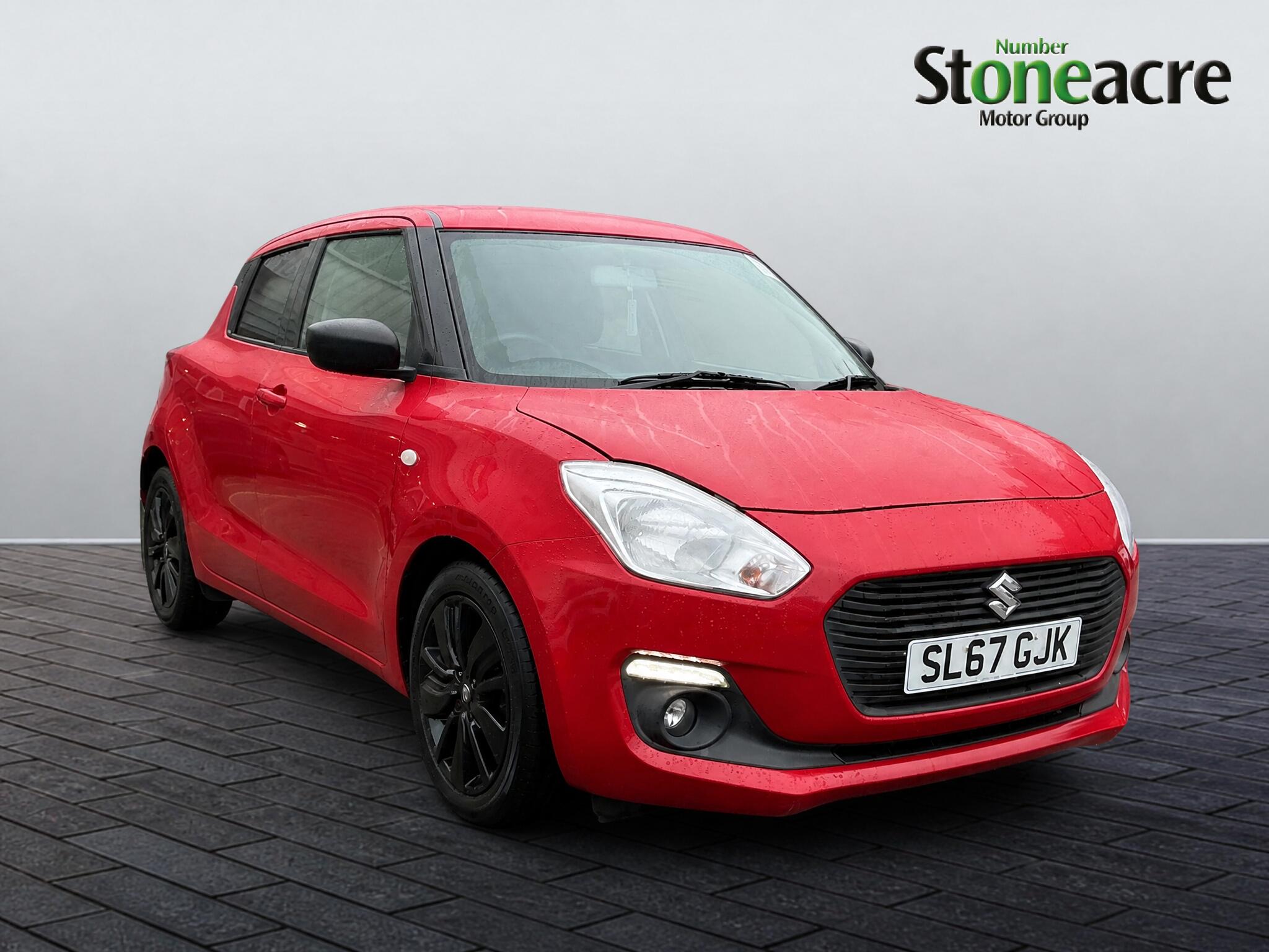 Main listing image - Suzuki Swift