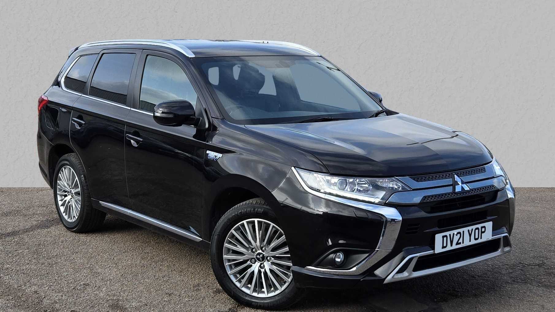 Main listing image - Mitsubishi Outlander