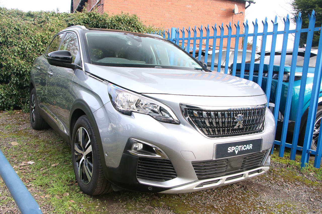 Main listing image - Peugeot 3008