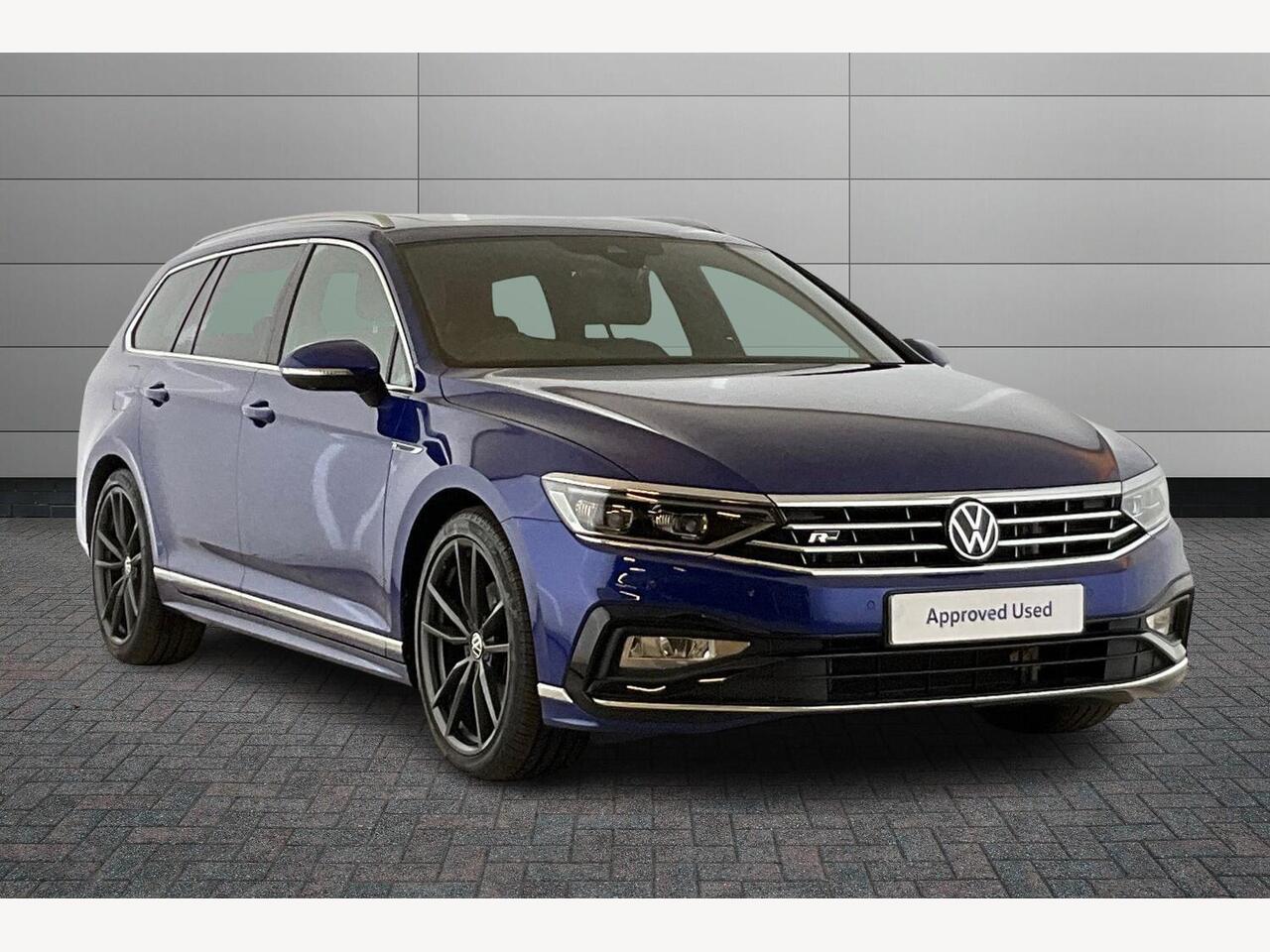 Main listing image - Volkswagen Passat
