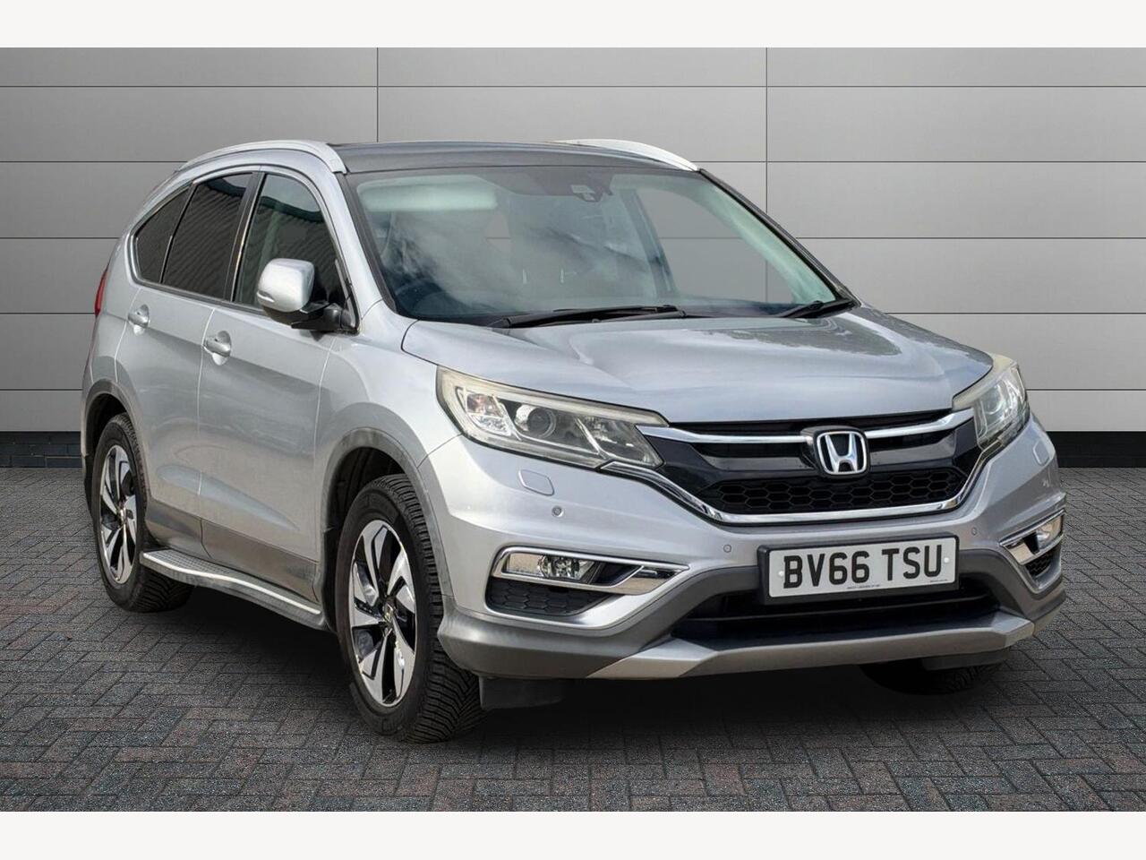 Main listing image - Honda CR-V