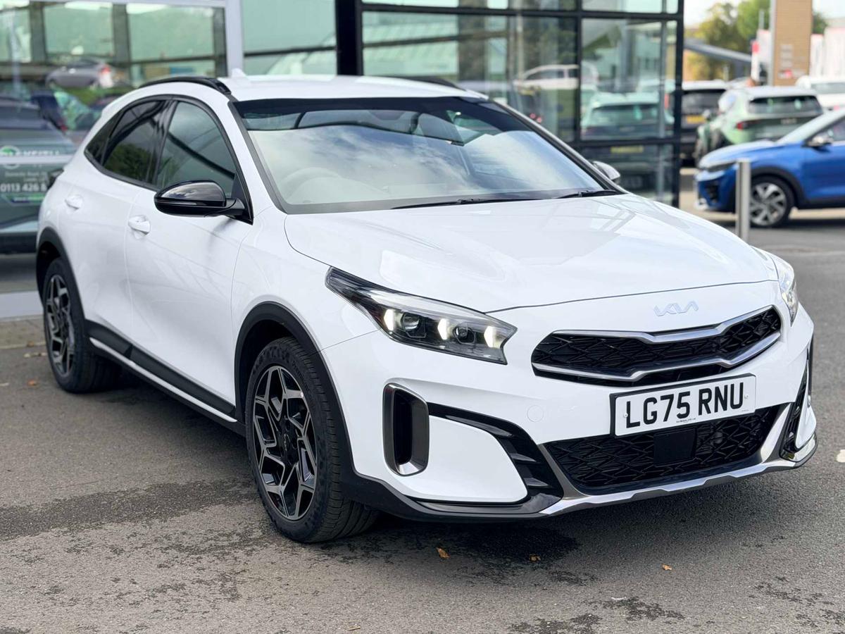 Main listing image - Kia XCeed