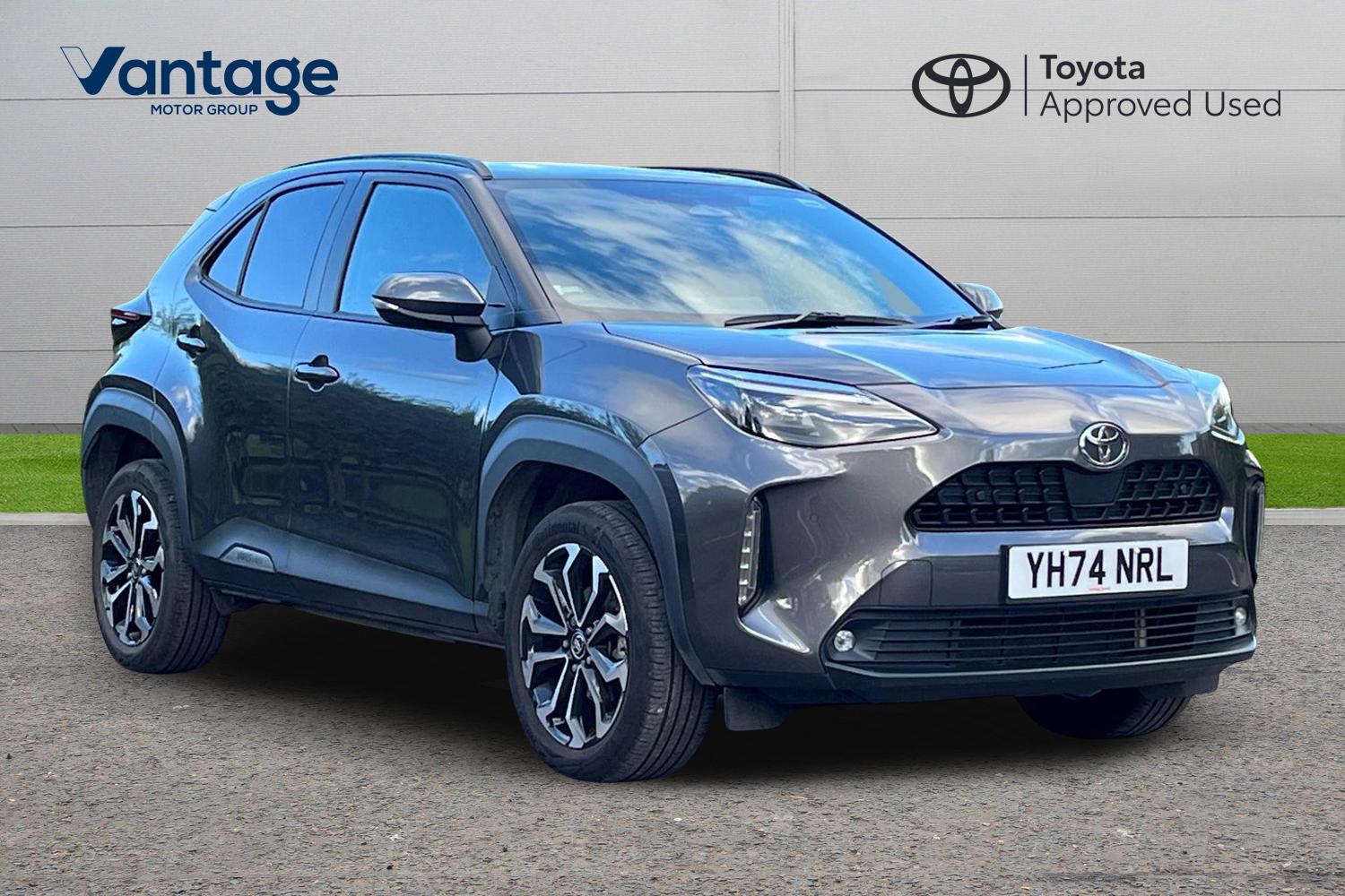 Main listing image - Toyota Yaris Cross
