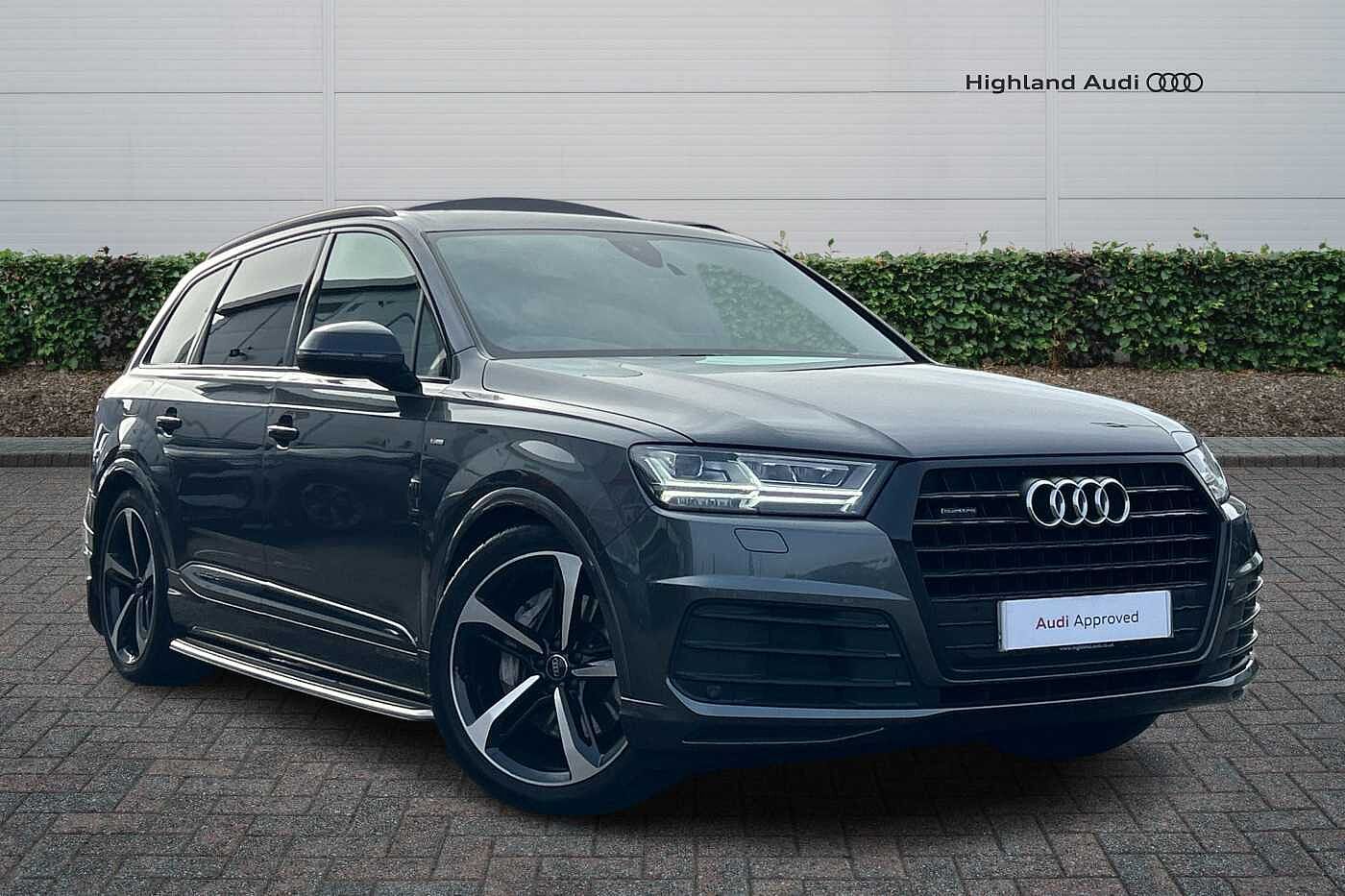 Main listing image - Audi Q7