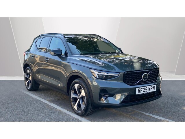 Main listing image - Volvo XC40