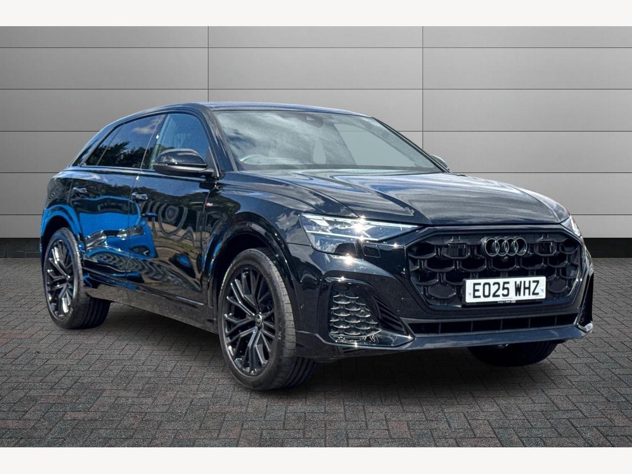 Main listing image - Audi Q8