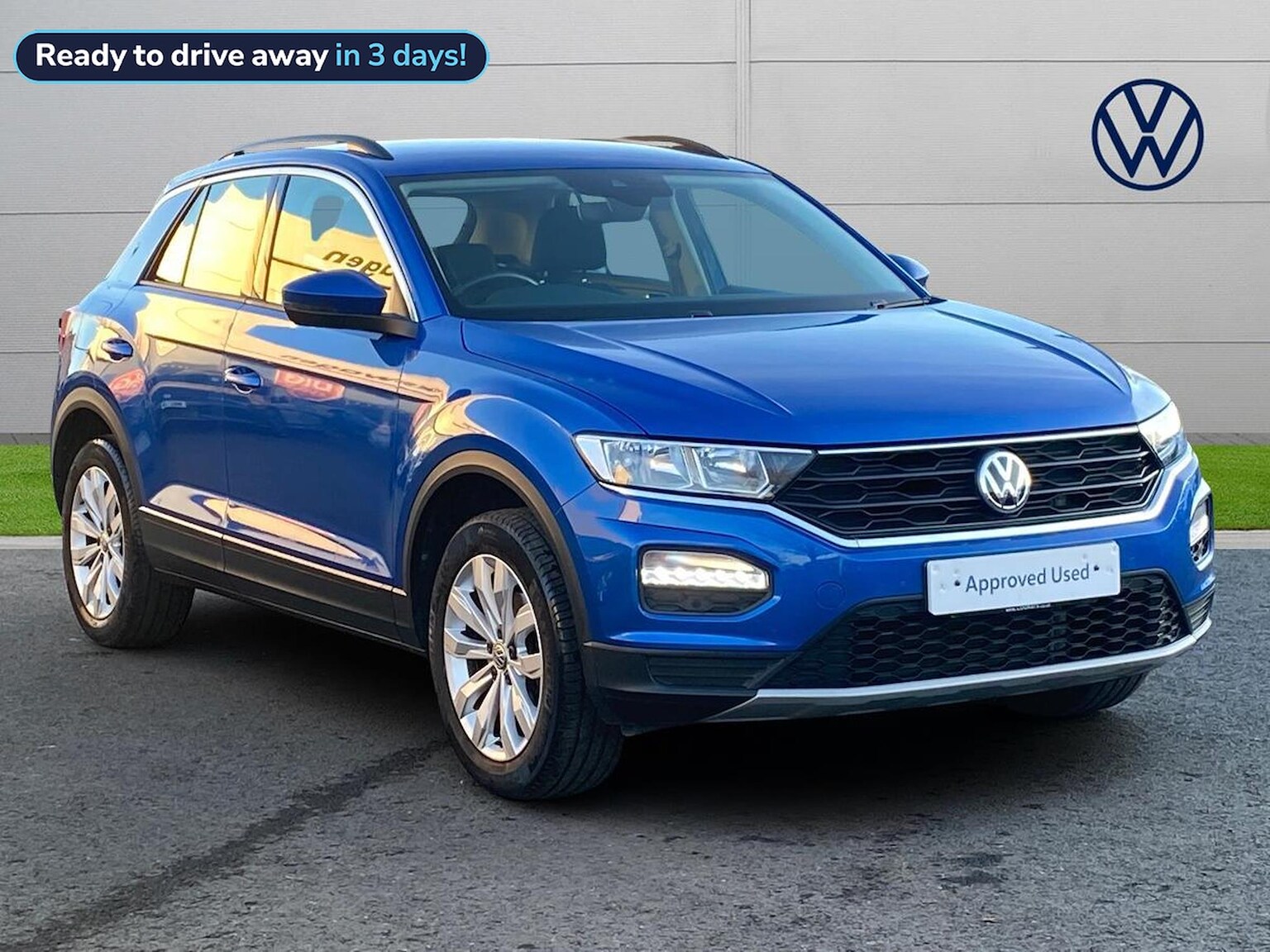 Main listing image - Volkswagen T-Roc