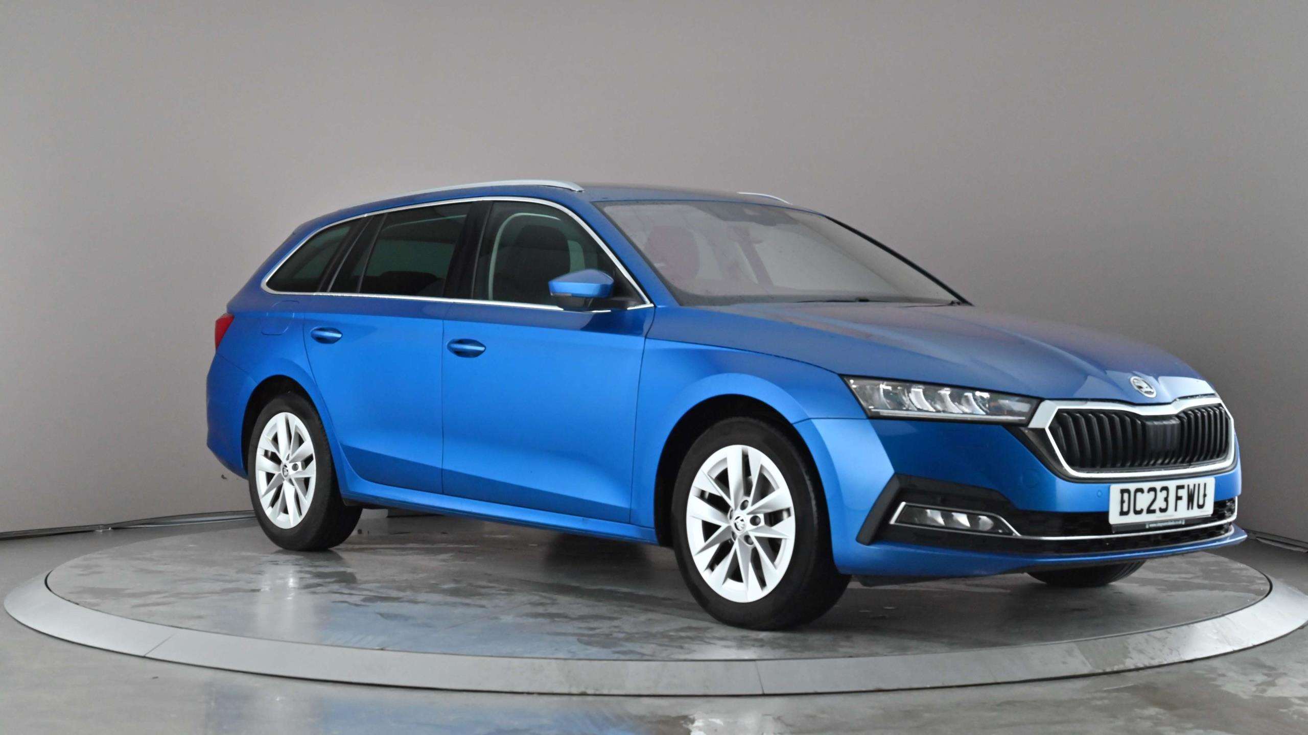 Main listing image - Skoda Octavia Estate