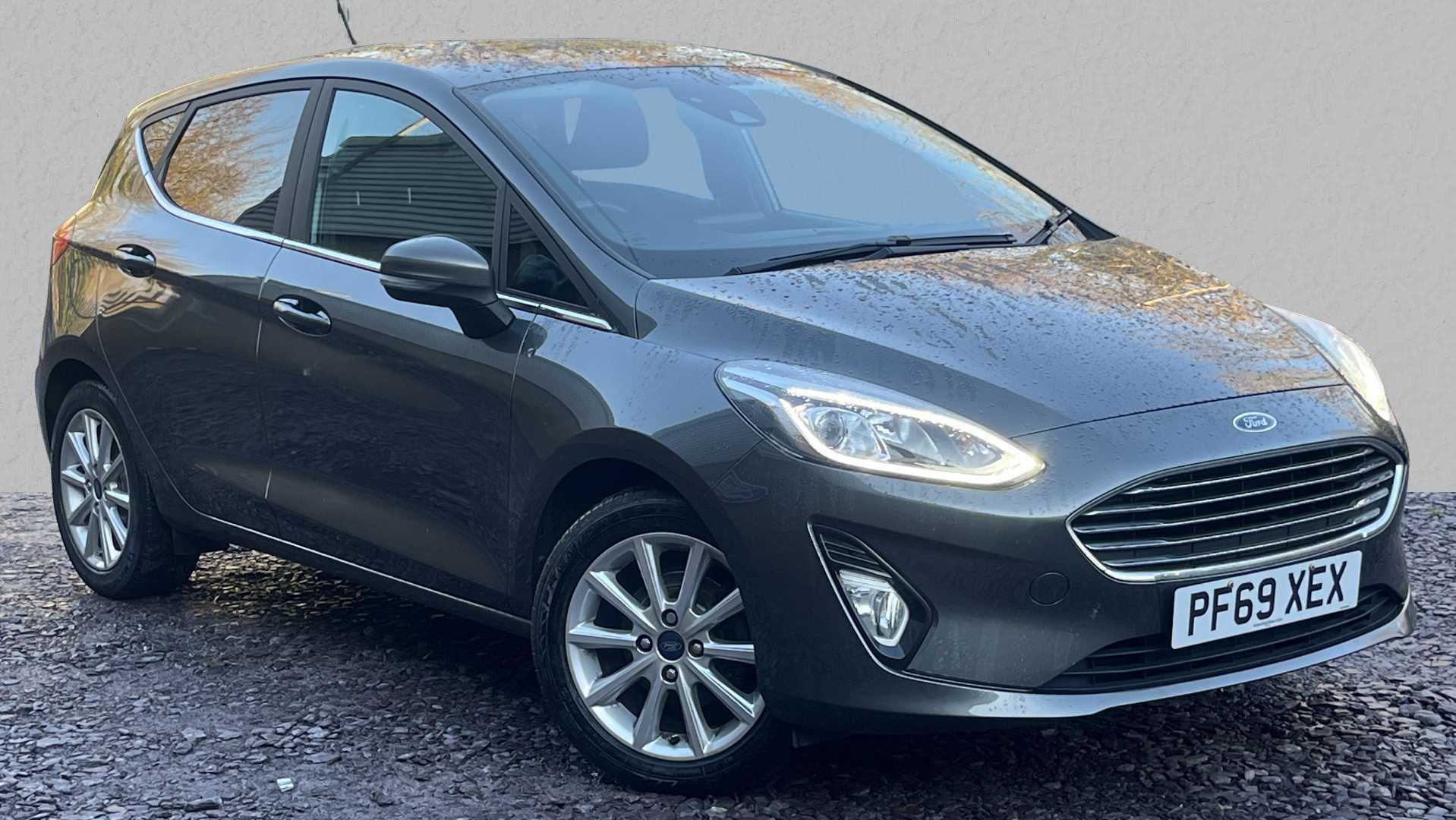 Main listing image - Ford Fiesta