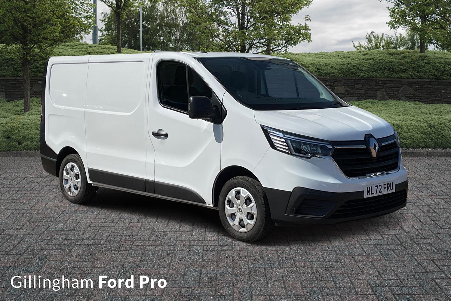 Main listing image - Renault Trafic