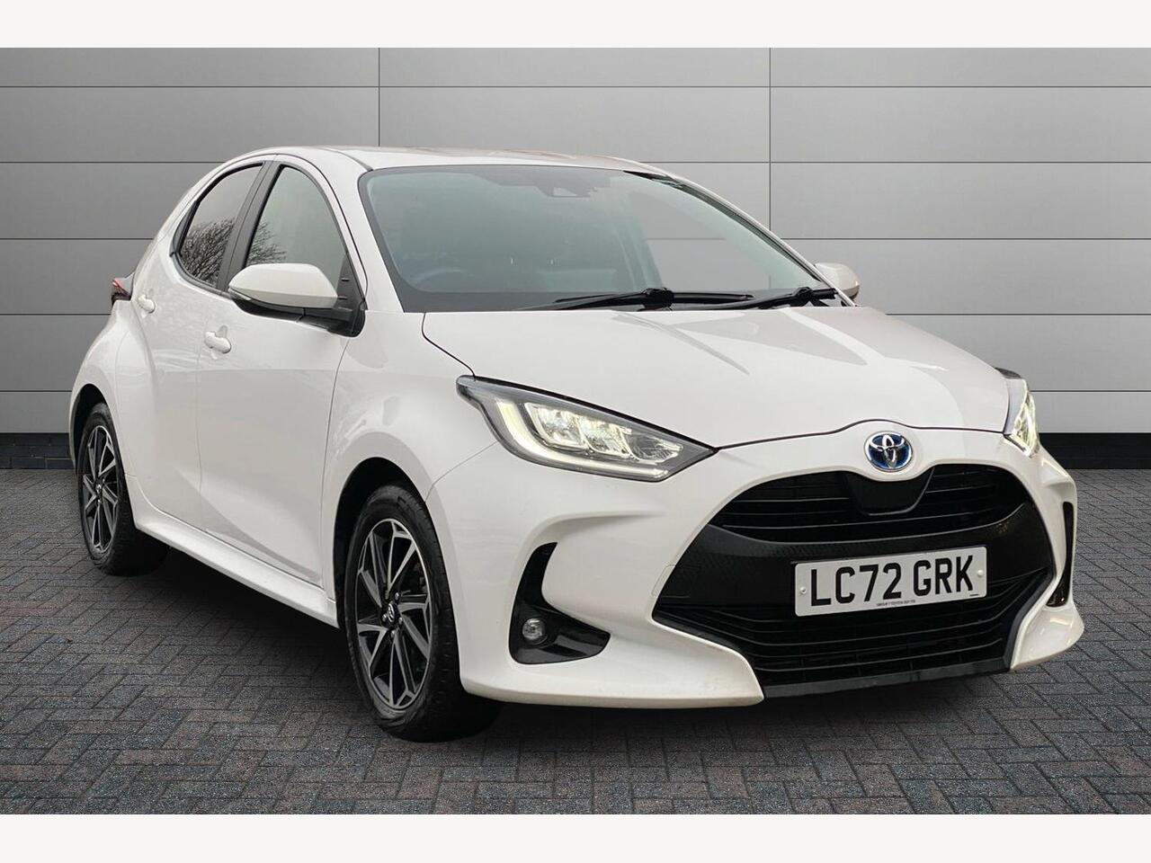 Main listing image - Toyota Yaris