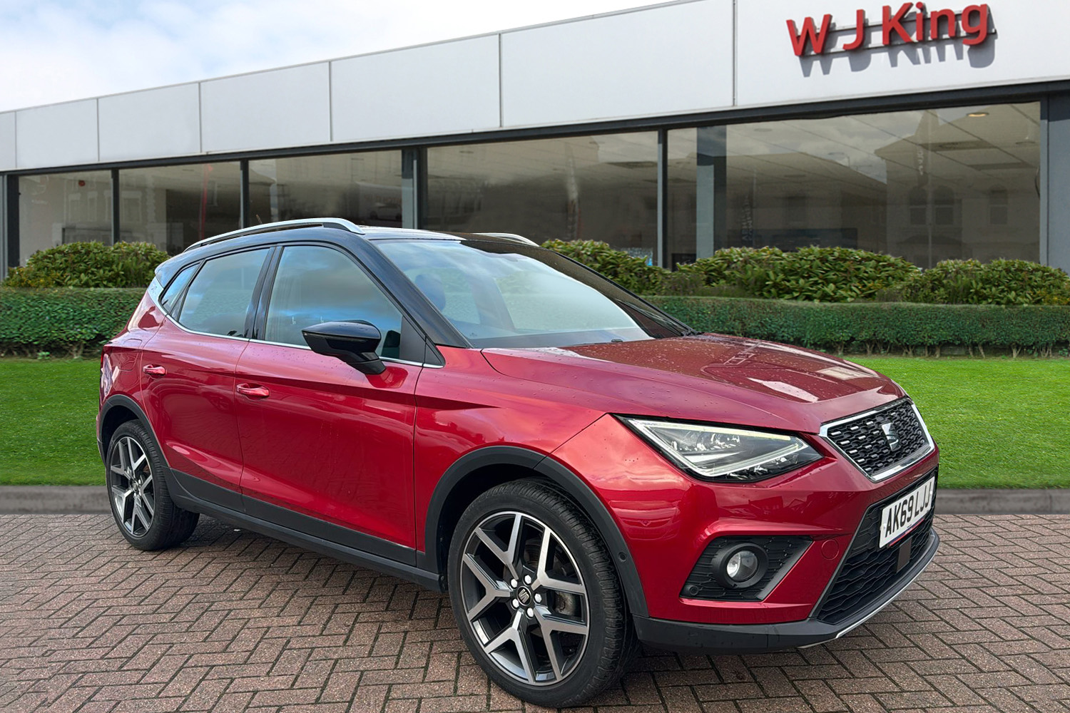 Main listing image - SEAT Arona