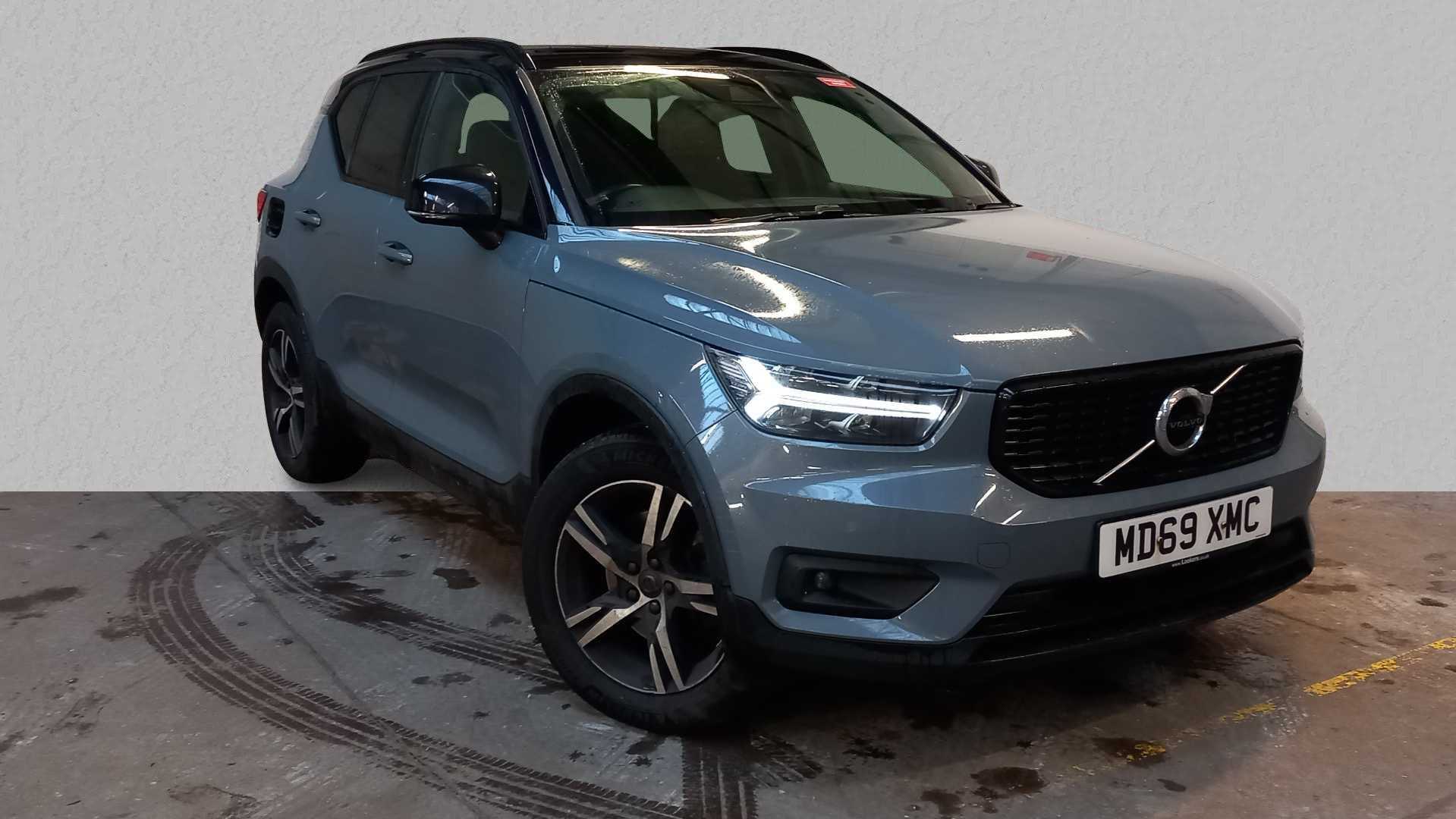 Main listing image - Volvo XC40